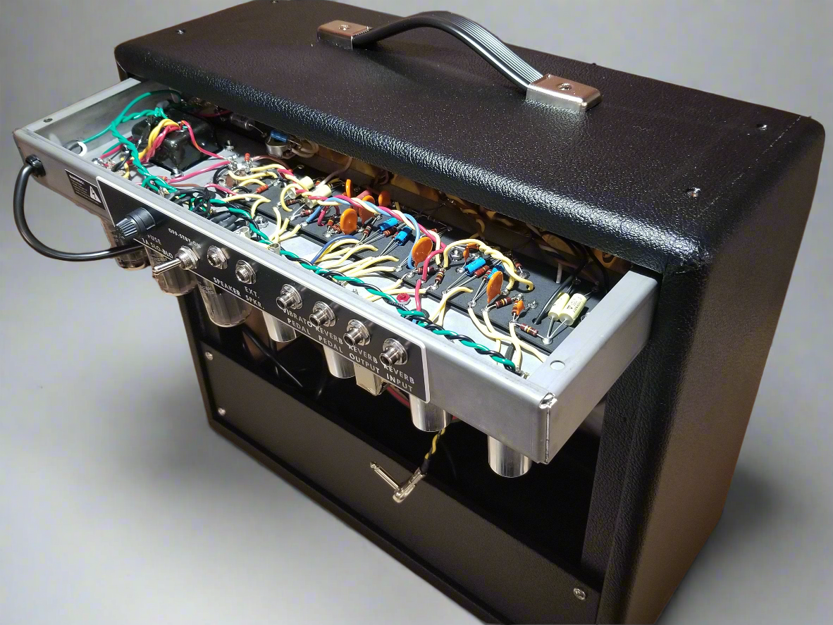 Barker Amps PR-15W Guitar Amplifier